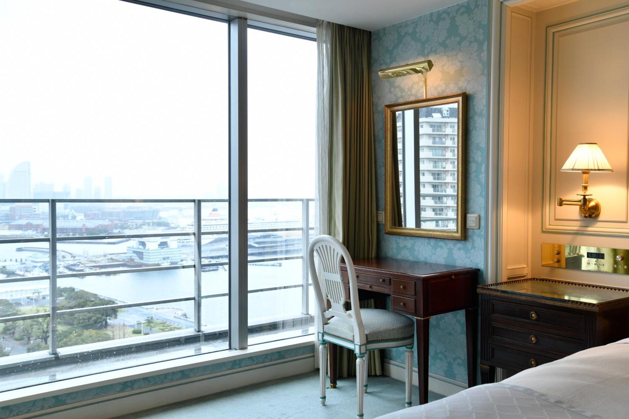 Hotel New Grand Yokohama  Ngoại thất bức ảnh A bedroom at the hotel