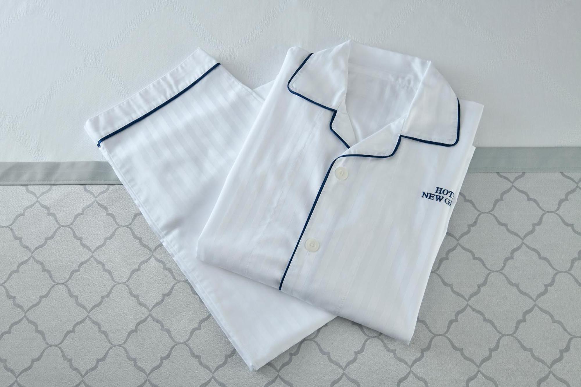 Hotel New Grand Yokohama  Ngoại thất bức ảnh A set of pajamas